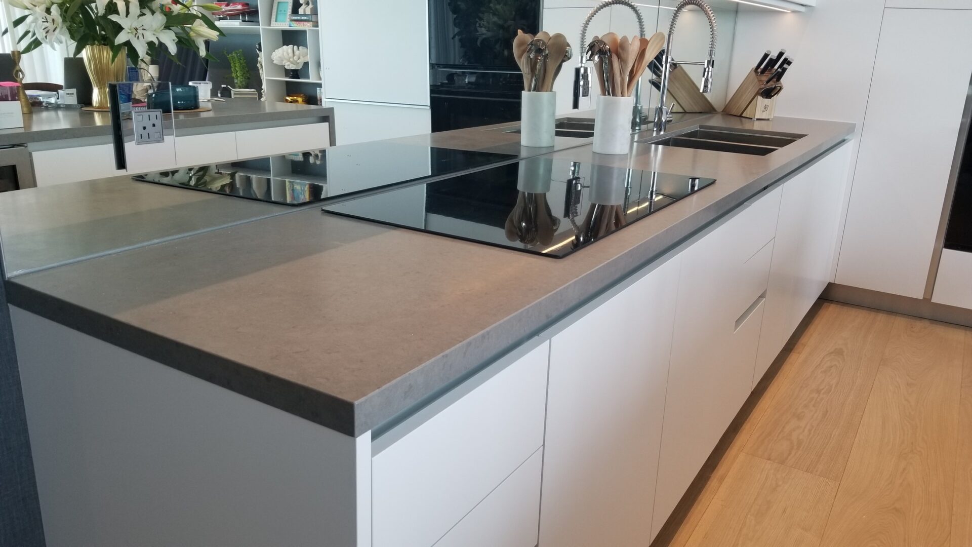 Gray Island & Mirrored Backsplash — view 1